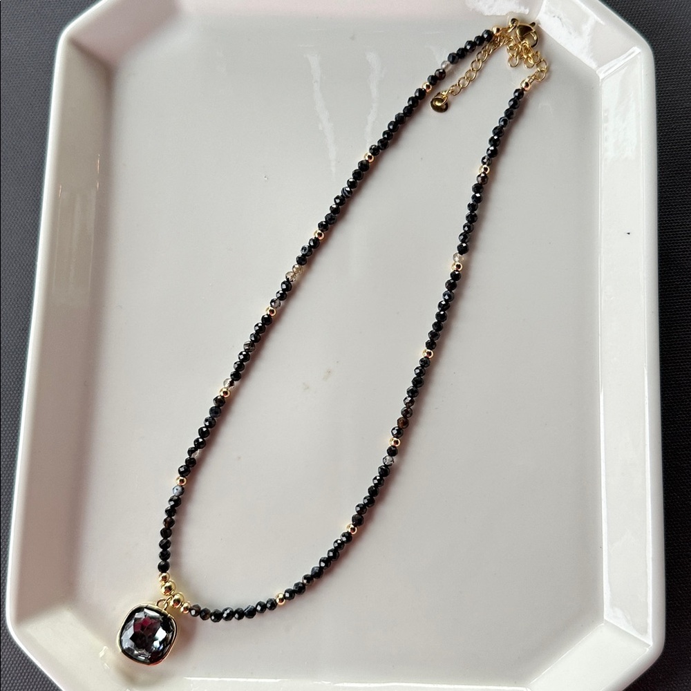 🖤New Black Agate and Austrian Crystal Pendant Necklace - Picture 5 of 6